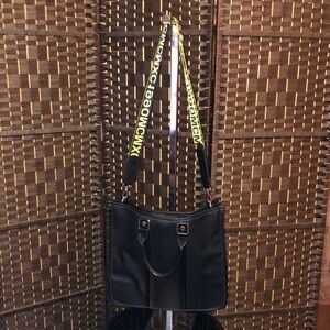 Steve Madden, tote bag/Crossbody black pebbled faux leather